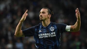 El jugador costarricense lleg&oacute; a LA Galaxy como una promesa para mejorar la zona defensiva del equipo, por lo que Zlatan dio su opini&oacute;n sobre &eacute;l.