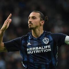 Zlatan Ibrahimovic habla sobre la llegada de Giancarlo González