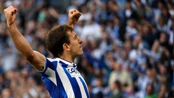 Real Sociedad's Spanish midfielder Mikel Oyarzabal celebrates scoring the opening goal during the Spanish league football match between Real Sociedad and Getafe CF at the Reale Arena stadium in San Sebastian on April 8, 2023. (Photo by ANDER GILLENEA / AFP) (Photo by ANDER GILLENEA/AFP via Getty Images)