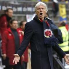 Pékerman: “No hay que hacer dramas por el empate con Perú”