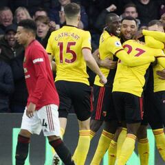 Un grave error de De Gea condena al United ante el colista