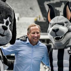 ¿Quién es John Textor? El multipropietario de Botafogo, Lyon y Crystal Palace que quiere alzarse con la Libertadores