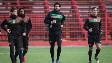 &lsquo;Loco&rsquo; Abreu estrena mate con los 29 escudos que ha defendido