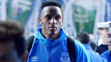 Motivos para ver a Mina titular, según expertos de Everton