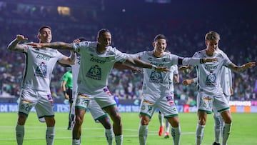 Jhonder Cadiz celebrates his goal 1-0 of Leon during the 6th round match between Leon and Toluca as part of the Liga BBVA MX, Torneo Clausura 2025 at Nou Camp Stadium, on February 08, 2025 in Leon, Guanajuato, Mexico.