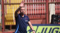 Esto de Gustavo Álvarez no se había visto: pocas veces ocurre algo así con un DT