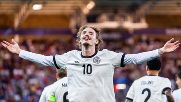 Woltemade celebra el gol conseguido por Alemania Sub-21 ante Francia.