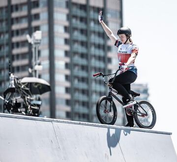 Primera campeona olímpica de la historia del BMX Freestyle. 