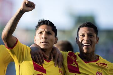 Una vez más, Raúl Ruidíaz mostró la calidad que es capaz de tener dentro del terreno de juego. El seleccionado peruano marcó un triplete de goles con los que Morelia se impuso como visitante a León. El delantero está a tres goles de igualar su mejor marca de dianas registradas durante una temporada que logró en el Apertura 2016. Los michoacanos son unos de los candidatos para llegar a la fiesta grande y seguro que ningún equipo querrá tener en frente Raúl Ruidíaz. 