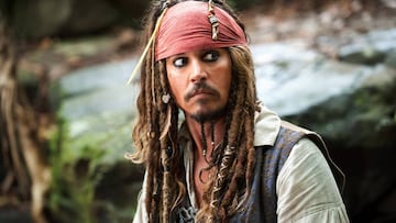 Johnny Depp regresa a la saga Piratas del Caribe con el nuevo tr&aacute;iler de La venganza de Salazar.