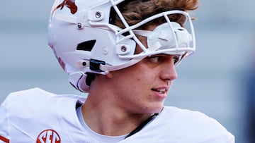 As the college football season approaches its thrilling conclusion, you won’t want to miss the hame been Wildcats and the Longhorns.