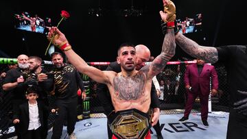 Ilia Topuria tras su victoria por KO ante Max Holloway.