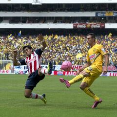 Miguel Layún ve más pasión en el Clásico Regio que en el Clásico Nacional