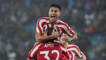 Carlos Martín, goleador del B, celebra uno.