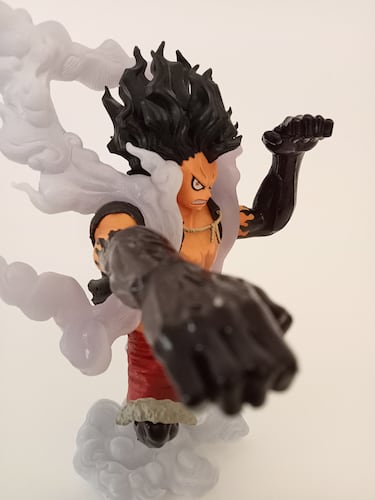Luffy en Gear 4 Snakeman y la Nami más sexy en dos estimulantes figuras de ‘One Piece’