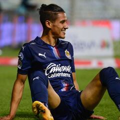 Uriel Antuna da negativo en prueba de COVID que le hizo Chivas