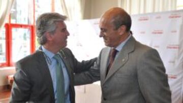Miguel Guillén y José María del Nido, presidentes de Betis y Sevilla, respectivamente.