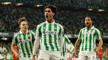 Johnny Cardoso dejá atrás su lesión con un golazo en el Betis - Sevilla