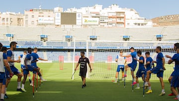 Entrenamiento previo del Tenerife en el Heliodoro Rodr¨ªguez L¨®pez antes de enfrentarse al Levante.