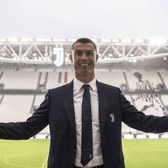 El Crotone pide aplazar el estreno de Cristiano en Italia