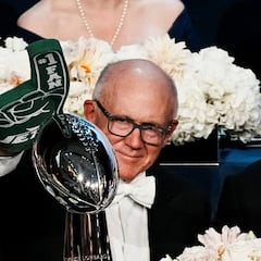 Woody Johnson respalda a Aaron Glenn y culpa a Justin Fields del mal inicio de Jets