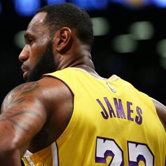 LeBron no quiere fichajes para los Lakers: "Tenemos suficiente"