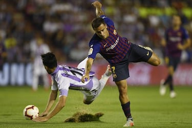 Valladolid's new pitch disintegrates during Barcelona match