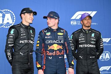 George Russell (Mercedes), Max Verstappen (Red Bull) y Lewis Hamilton (Mercedes). Melbourne, Australia. F1 2023.