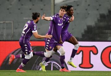 Dusan Vlahovic celebrates scoring against Atalanta.