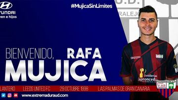 Rafa Mujica, nuevo delantero del Extremadura