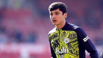 Abdukodir Khusanov, con el Manchester City.