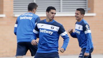 Miguel adelanta a Borja y Juan Mu&ntilde;oz en el Legan&eacute;s de Garitano