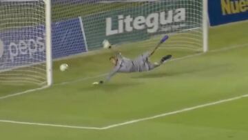 Keylor Navas tampoco tuvo su día bajo palos: su error en el gol de la derrota a Costa Rica