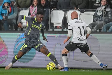 El extremo del Ceuta estuvo sensacional ante el Burgos. Fue, sin duda, el jugador más peligroso sobre el campo y se adjudicó la asistencia del único tanto de los suyos, obra de Bassinga.