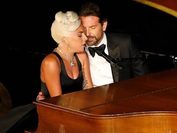 91st Academy Awards - Oscars Show - Hollywood, Los Angeles, California, U.S., February 24, 2019. Lady Gaga and Bradley Cooper perform &quot;Shallow&quot; from &quot;A Star Is Born.&quot; REUTERS/Mike Blake