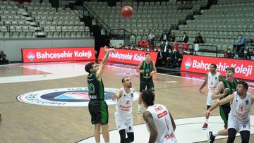 El Joventut refuerza su liderato con un cómodo triunfo en Estambul