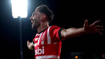 GIRONA, SPAIN - NOVEMBER 04: Ivan Martin of Girona FC celebrates scoring his teams second goal of the game during the LaLiga Santander match between Girona FC and Athletic Club at Montilivi Stadium on November 04, 2022 in Girona, Spain. (Photo by Alex Caparros/Getty Images)