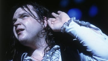 circa 1985:  American rock star Meatloaf, real name Marvin Lee Aday, holds his hand to his ear in a theatrical pose during a live concert.  (Photo by Keystone/Getty Images) Legendary singer Meat Loaf dies aged 74.