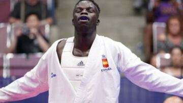 Babacar Seck respira al acabarse la final