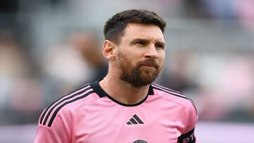 FORT LAUDERDALE, FLORIDA - MARCH 02: Lionel Messi #10 of Inter Miami CF reacts prior to a game against the Orlando City SC at DRV PNK Stadium on March 02, 2024 in Fort Lauderdale, Florida.   Megan Briggs/Getty Images/AFP (Photo by Megan Briggs / GETTY IMAGES NORTH AMERICA / Getty Images via AFP)