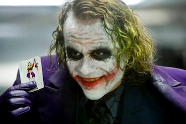 Michael Caine (‘El Caballero Oscuro’) se rinde ante el mejor Joker de la historia: “Estaba aterrorizado”