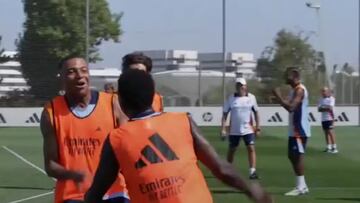 El primer vídeo de Vinicius y Mbappé conectando que tiene al madridismo eufórico