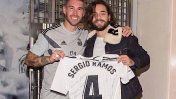 Maluma cumple su sue&ntilde;o de visitar el Bernab&eacute;u gracias a Sergio Ramos.