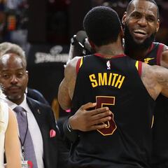 Inhumano LeBron: mete el 36,8% de los puntos de los Cavaliers