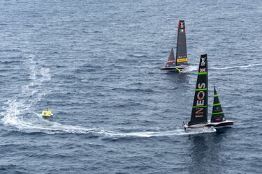 Ineos Britannia pega el primer mordisco a la Copa Louis Vuitton