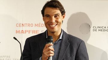 Rafa Nadal habla durante el acto de inauguraci&oacute;n de la Cl&iacute;nica Mapfre de Medicina del Tenis en Madrid.