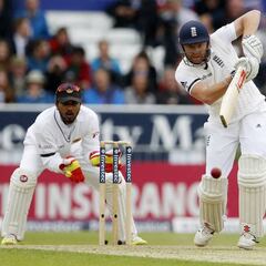 Hales and Bairstow keep Sri Lanka at bay