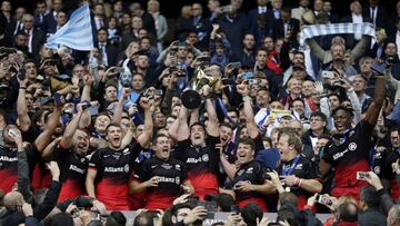 Los jugadores de Saracens celebran el t&iacute;tulo continental.