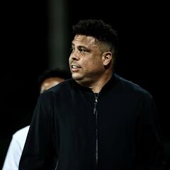 Lluvia de críticas a Ronaldo