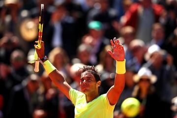 Rafa Nadal jugará su 12º final de Roland Garros tras ganar en la semifinal a Roger Federer 6-3, 6-4, 6-2.